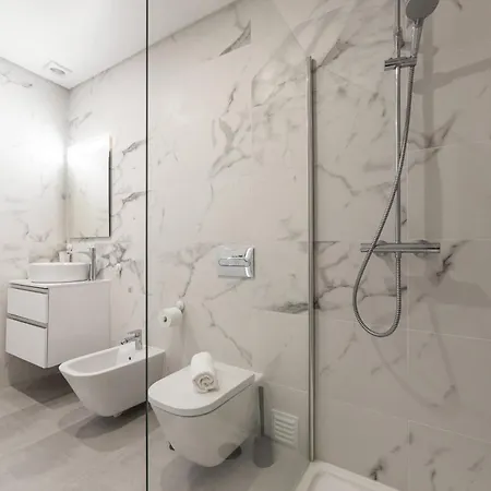 3br Oasis With Pool By Lovelystay Hébergement de vacances *