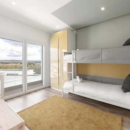 Hébergement de vacances 3br Oasis With Pool By Lovelystay