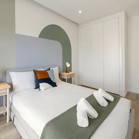 3br Oasis With Pool By Lovelystay Hébergement de vacances