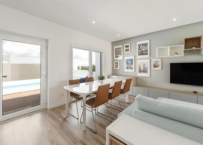 3br Oasis With Pool By Lovelystay Tatil Evi